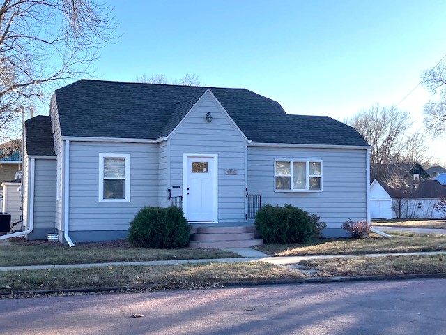 Property main image