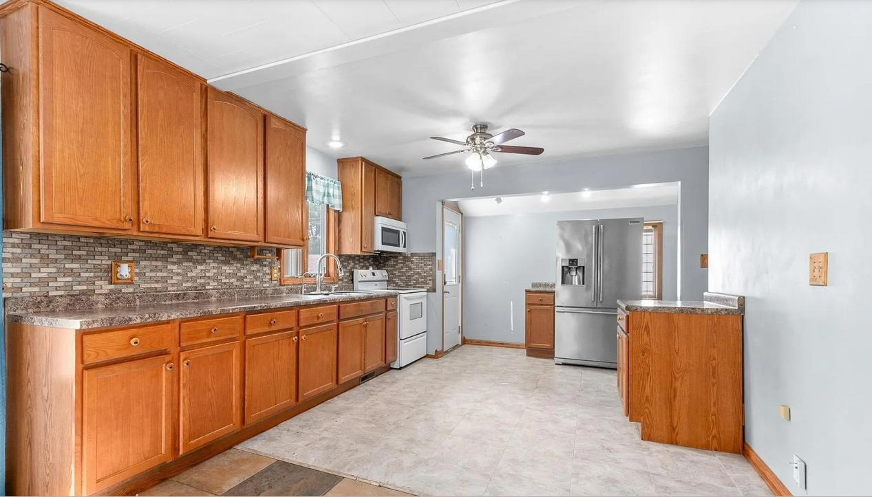Property thumbnail image